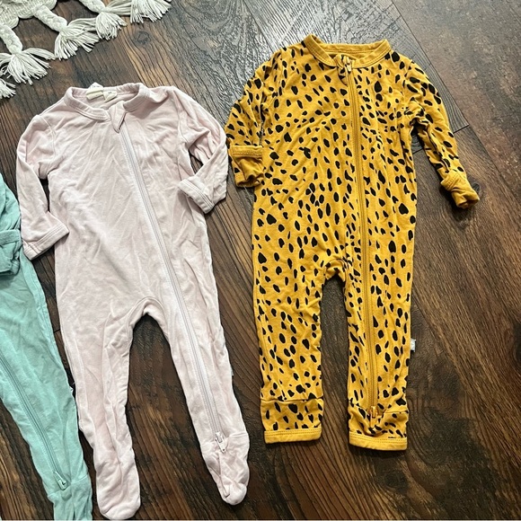 Lot of 4 Kyte Baby Play and Sleep Zippies size NB - Picture 2 of 8